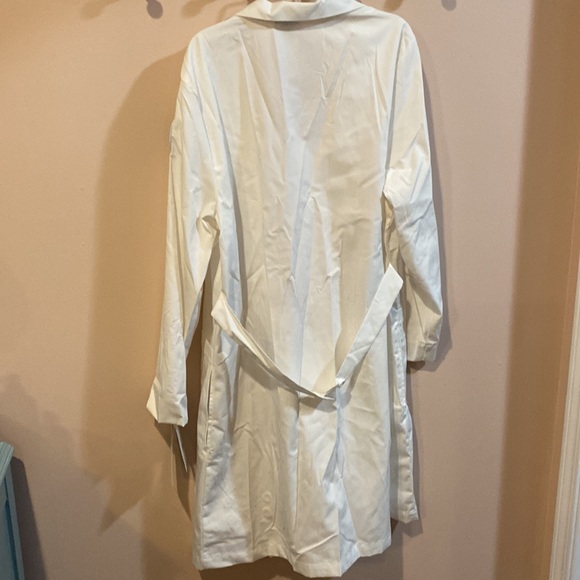 Meta Lab Coat - Picture 4 of 4